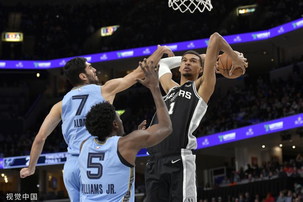 也与背后的 也与背后的